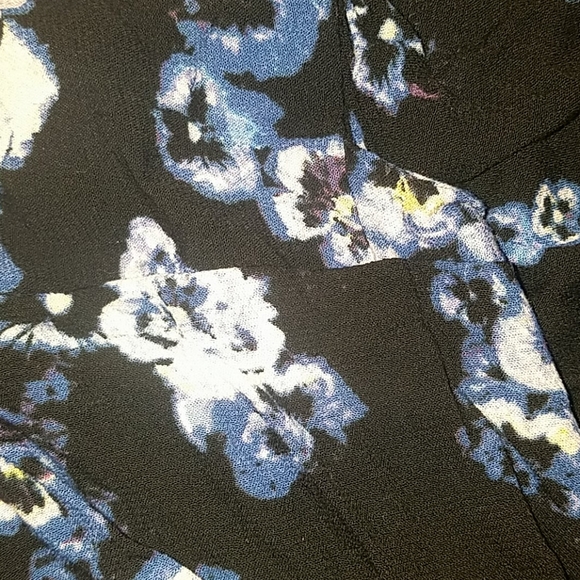 Forties Feels Printed Bell-Sleeve Body  Suit - Picture 7 of 7